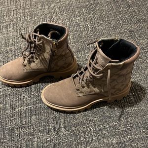 Coach boots